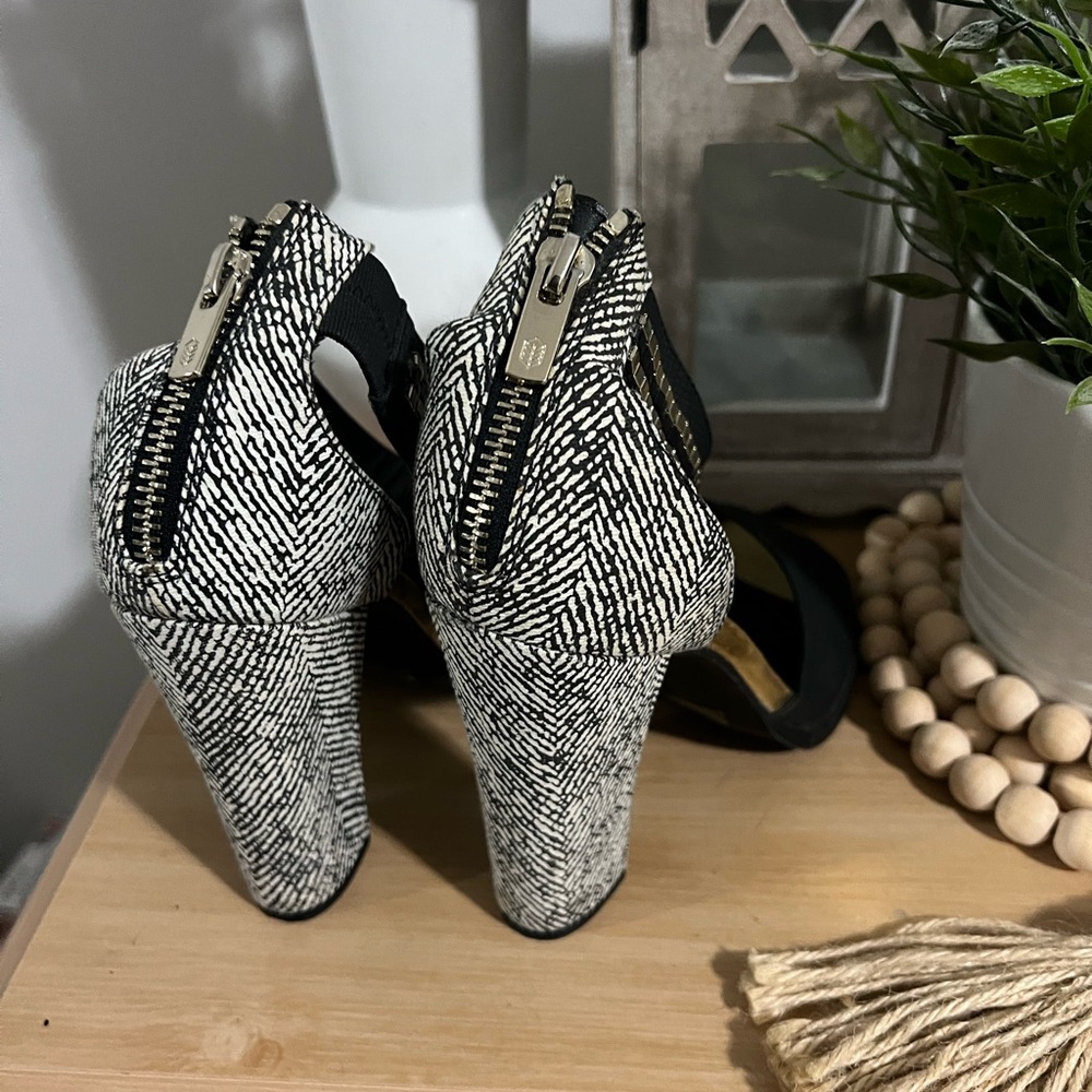 Call It Spring Heels - Picture 4 of 4